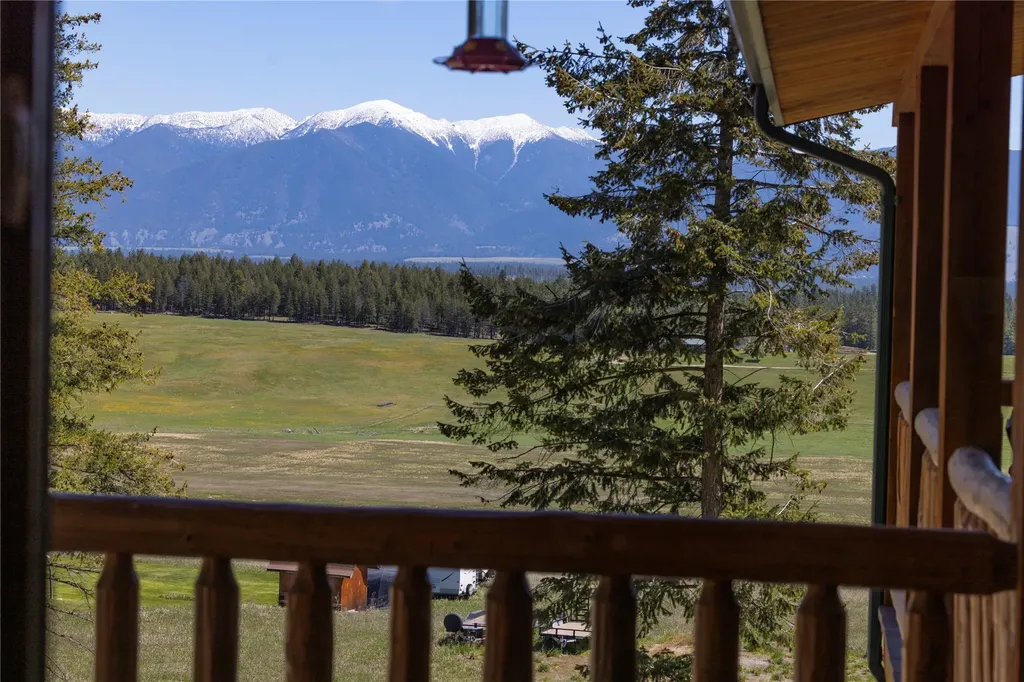 247 Deer Path Lane Rexford MT 59930