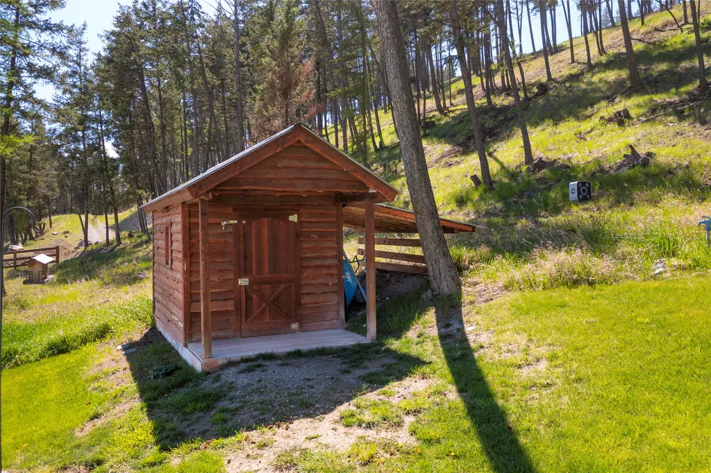 247 Deer Path Lane Rexford MT 59930