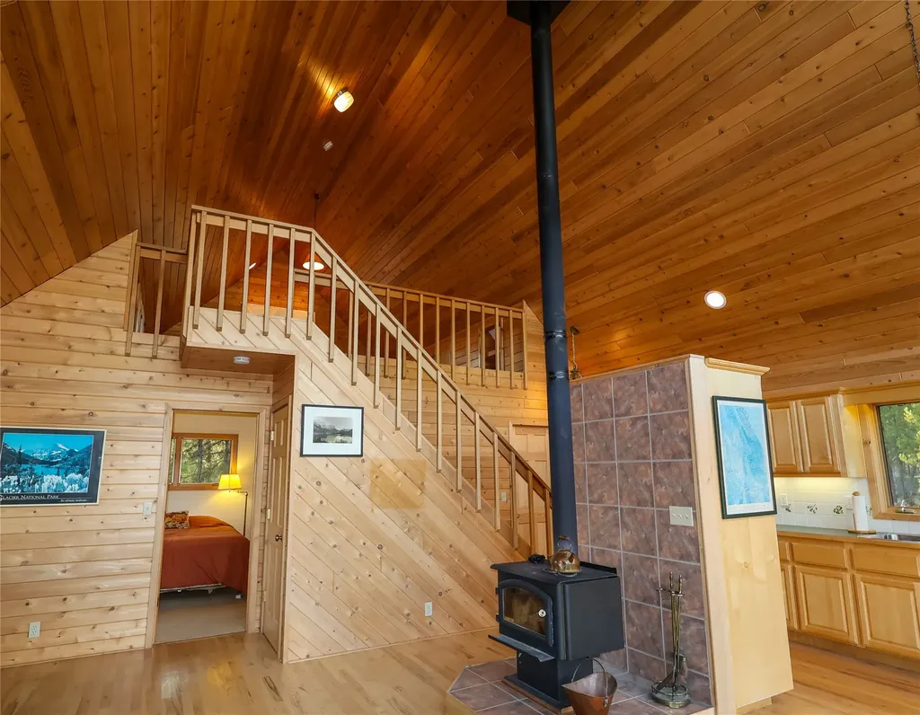 4825 Scenic Drive Condon MT 59826