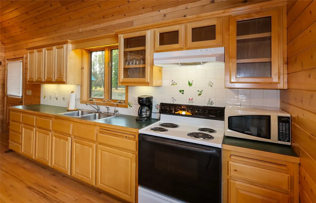 4825 Scenic Drive Condon MT 59826