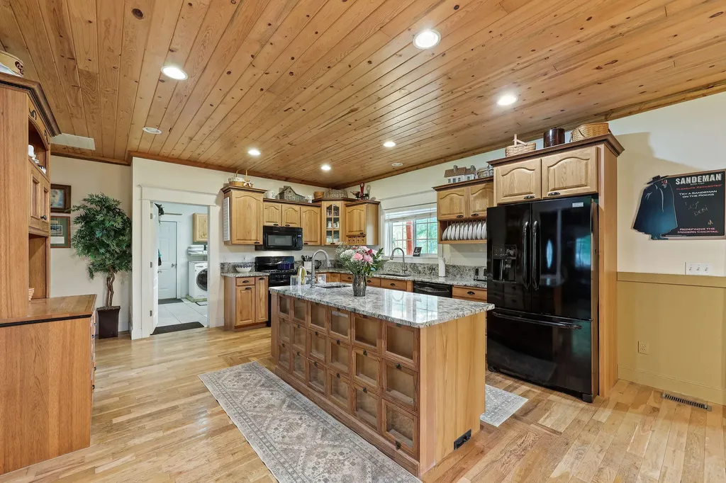 193 Bales Creek Trail Kila MT 59920