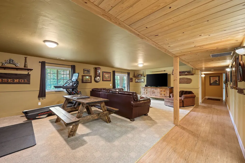 193 Bales Creek Trail Kila MT 59920