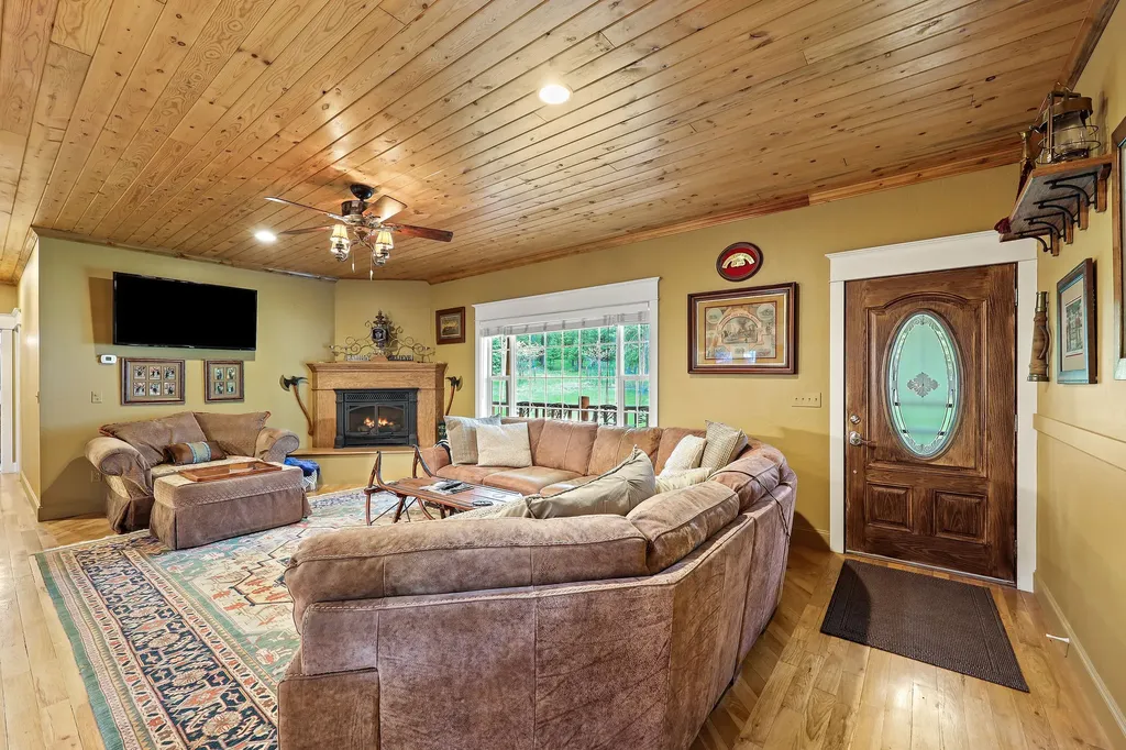 193 Bales Creek Trail Kila MT 59920