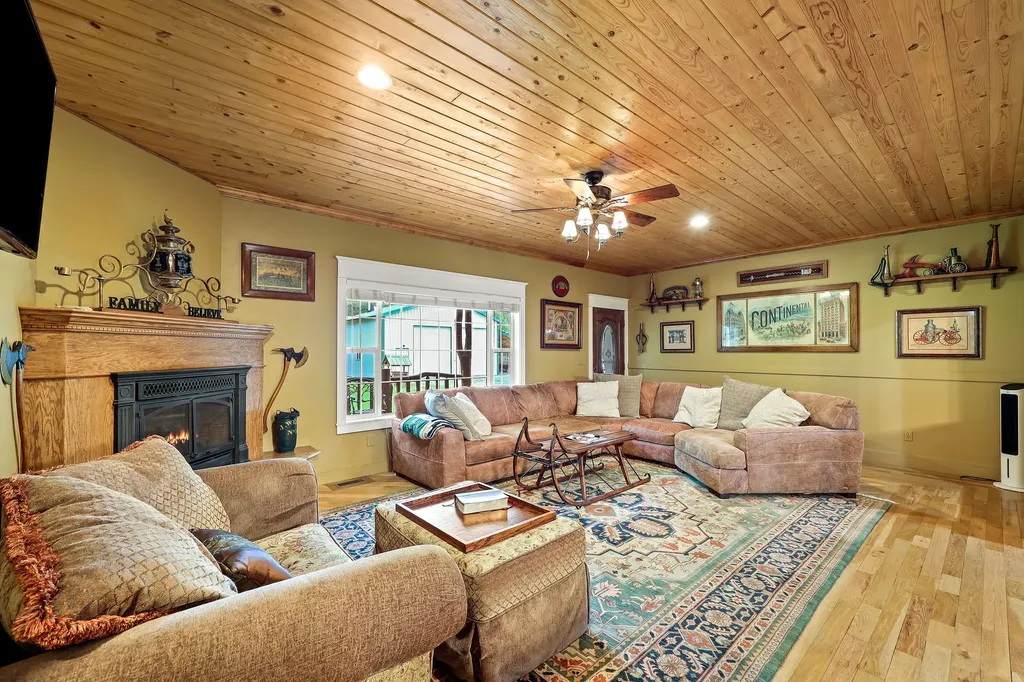 193 Bales Creek Trail Kila MT 59920