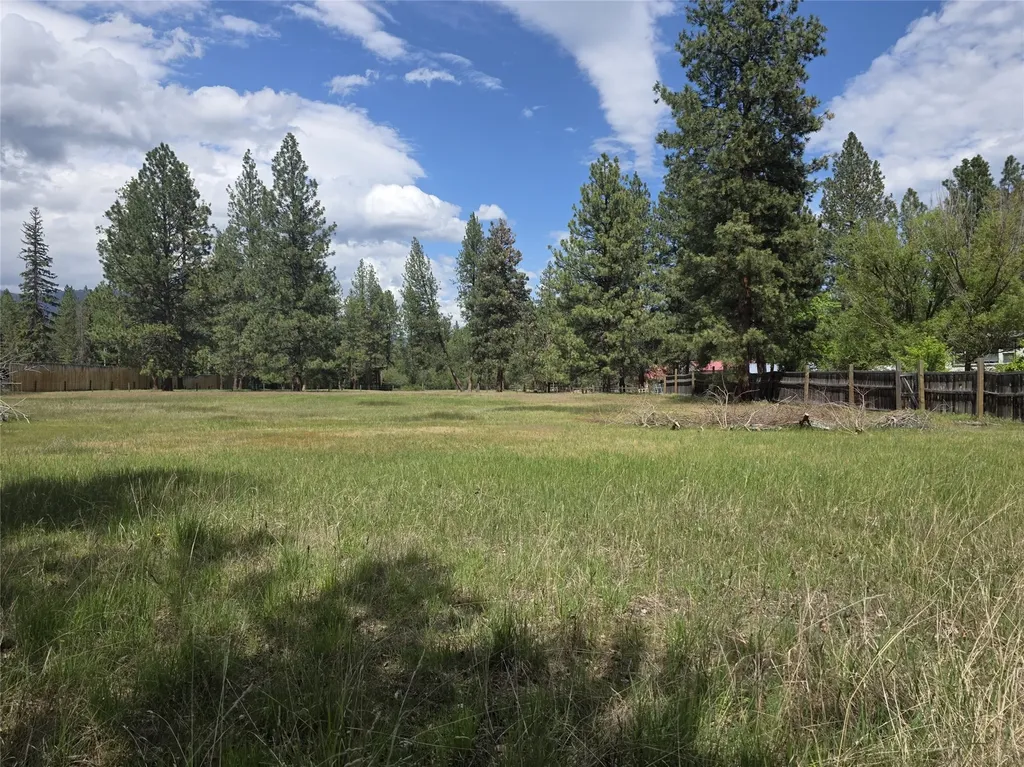2037 Middle Bear Creek Road Victor MT 59875