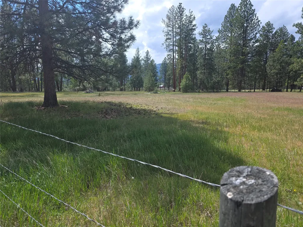 2037 Middle Bear Creek Road Victor MT 59875