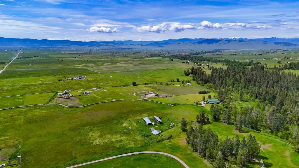 Nhn Hillside Road St Ignatius MT 59865