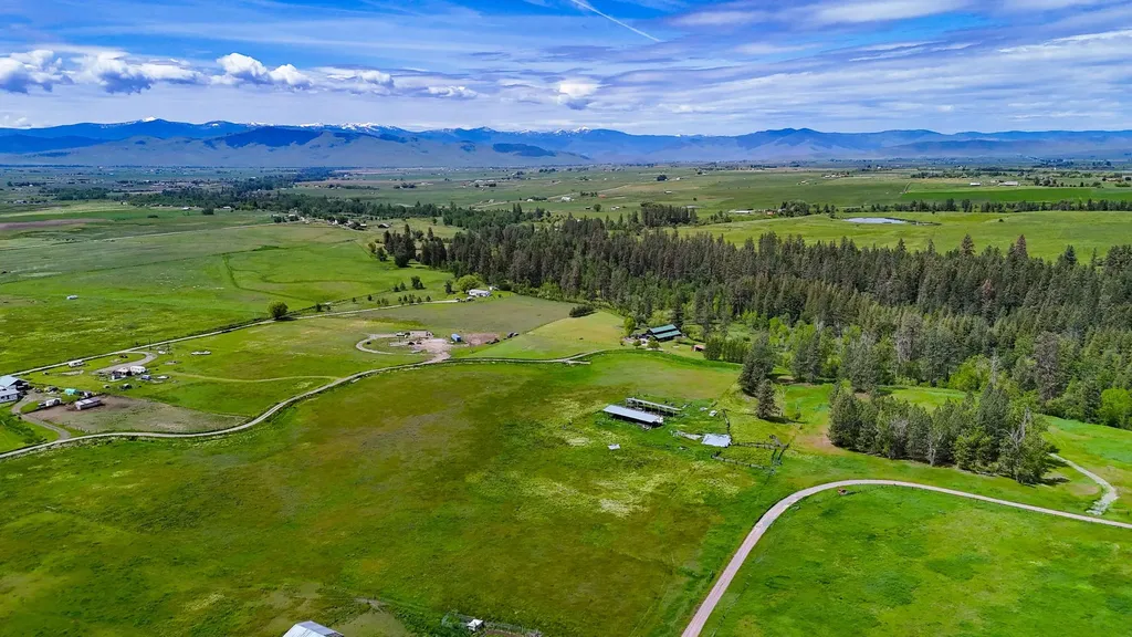 Nhn Hillside Road St Ignatius MT 59865