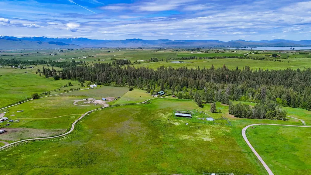 Nhn Hillside Road St Ignatius MT 59865