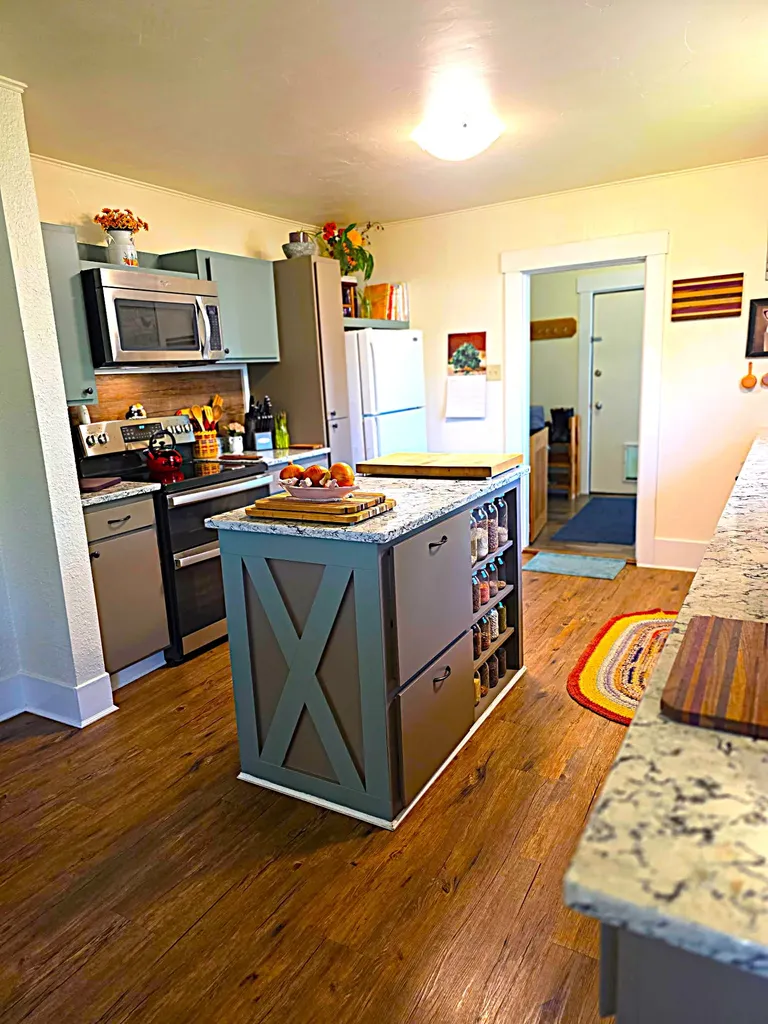 1727 S 13th Street W Missoula MT 59801