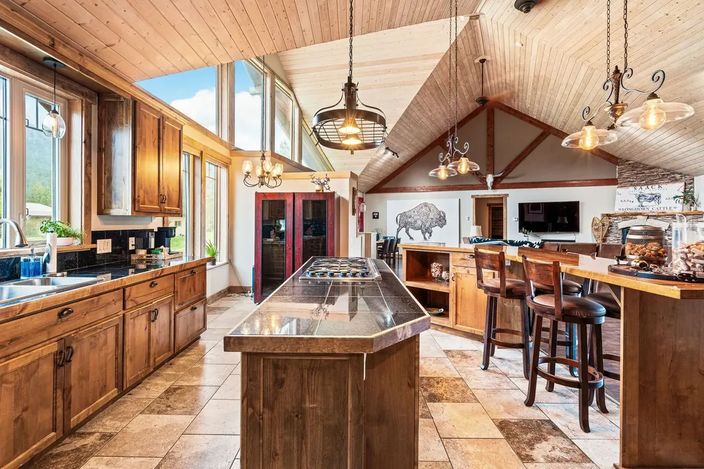 417 Cayuse Lane Kalispell MT 59901