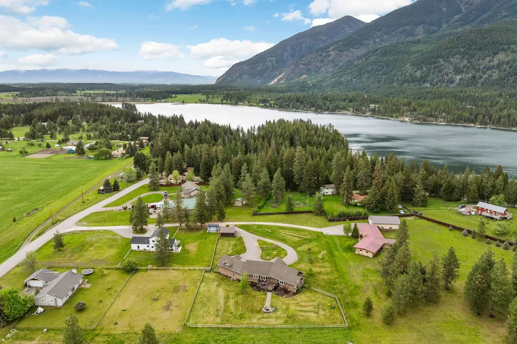 417 Cayuse Lane Kalispell MT 59901