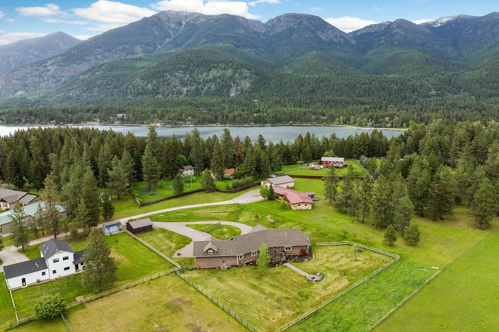 417 Cayuse Lane Kalispell MT 59901