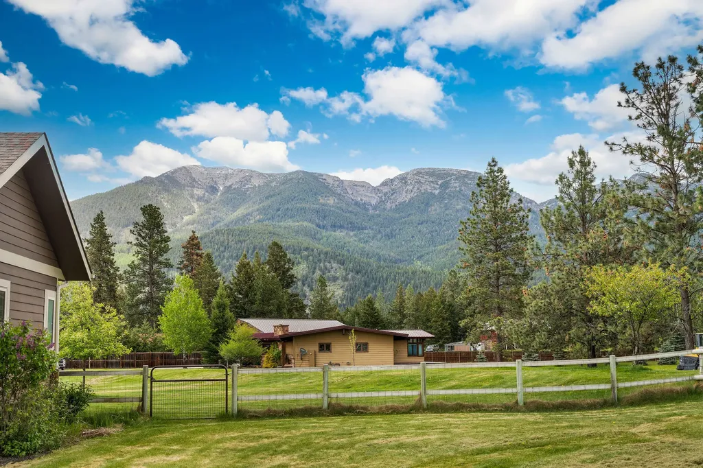 417 Cayuse Lane Kalispell MT 59901
