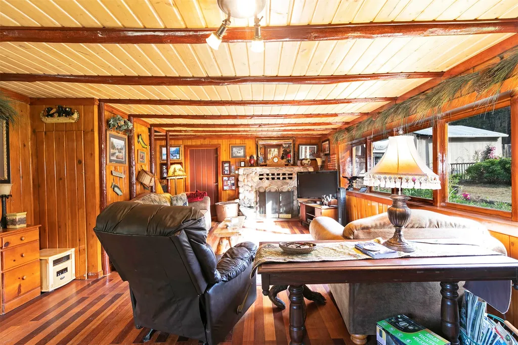 158 Trapper Creek Road Darby MT 59829