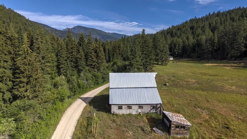 158 Trapper Creek Road Darby MT 59829