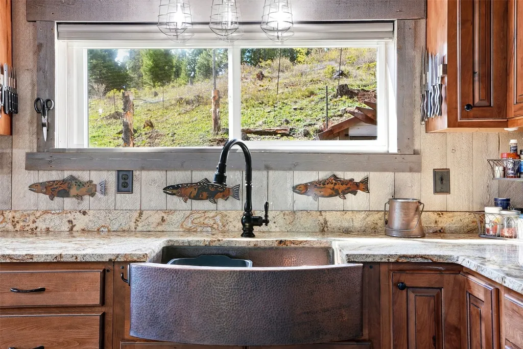 668 Wild Horse Loop Drummond MT 59832