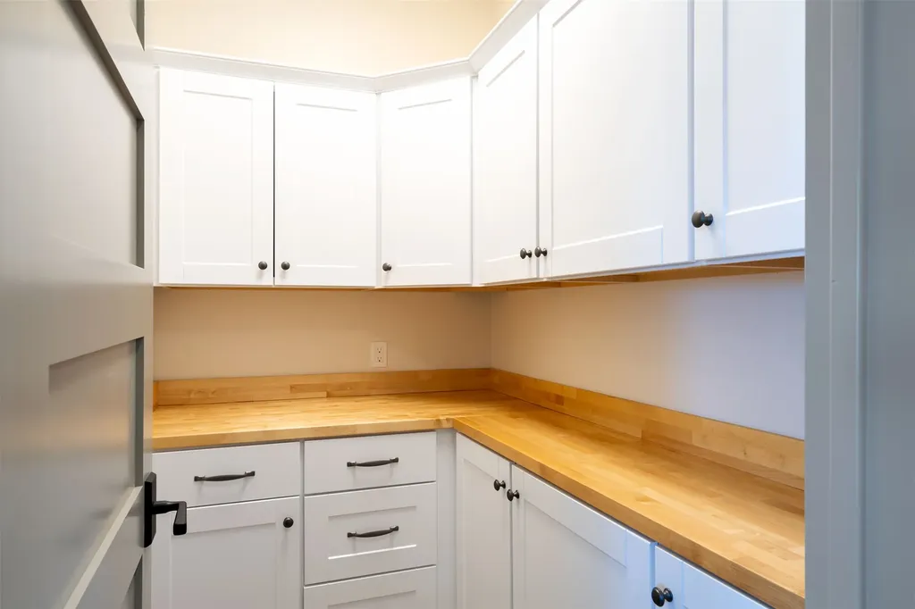 198 Blaine Lakeshore Drive Kalispell MT 59901
