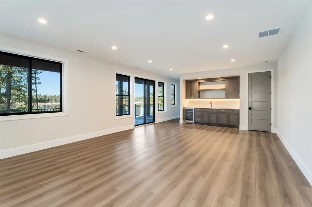 198 Blaine Lakeshore Drive Kalispell MT 59901