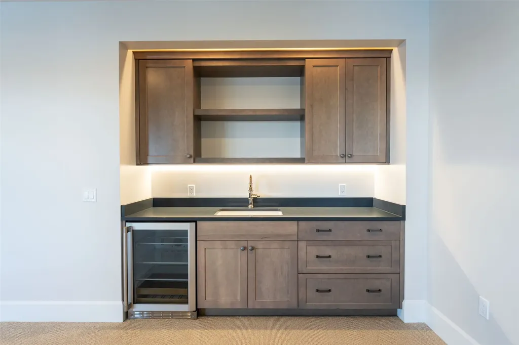 198 Blaine Lakeshore Drive Kalispell MT 59901