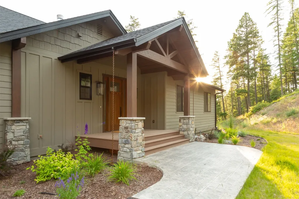 198 Blaine Lakeshore Drive Kalispell MT 59901