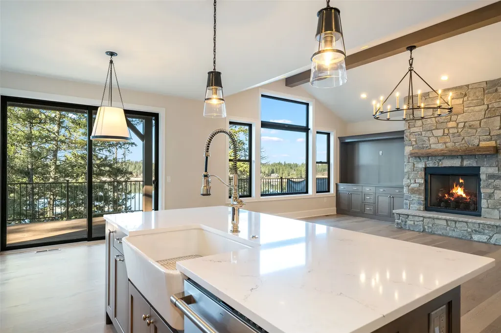 198 Blaine Lakeshore Drive Kalispell MT 59901