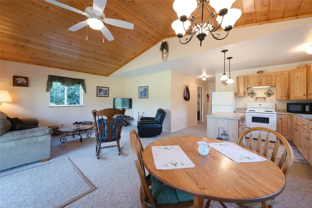 88 High Country Road Plains MT 59859