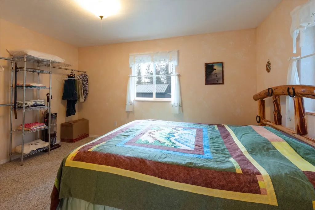 88 High Country Road Plains MT 59859