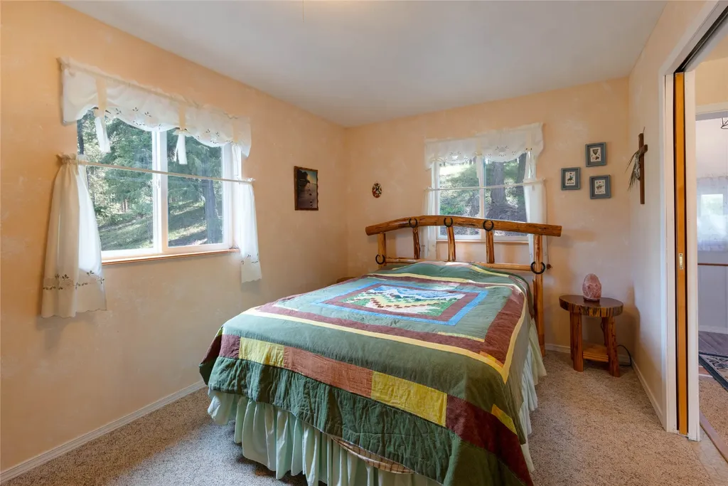 88 High Country Road Plains MT 59859