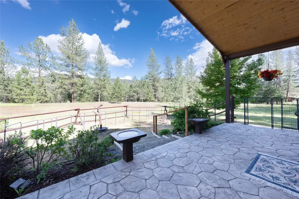88 High Country Road Plains MT 59859