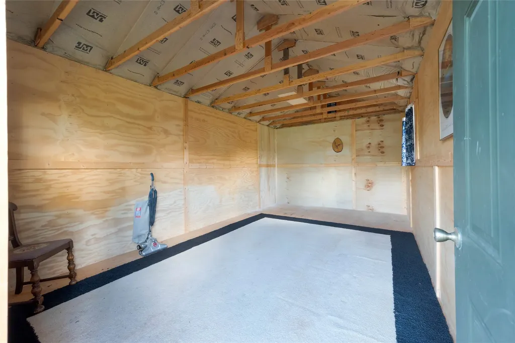 88 High Country Road Plains MT 59859