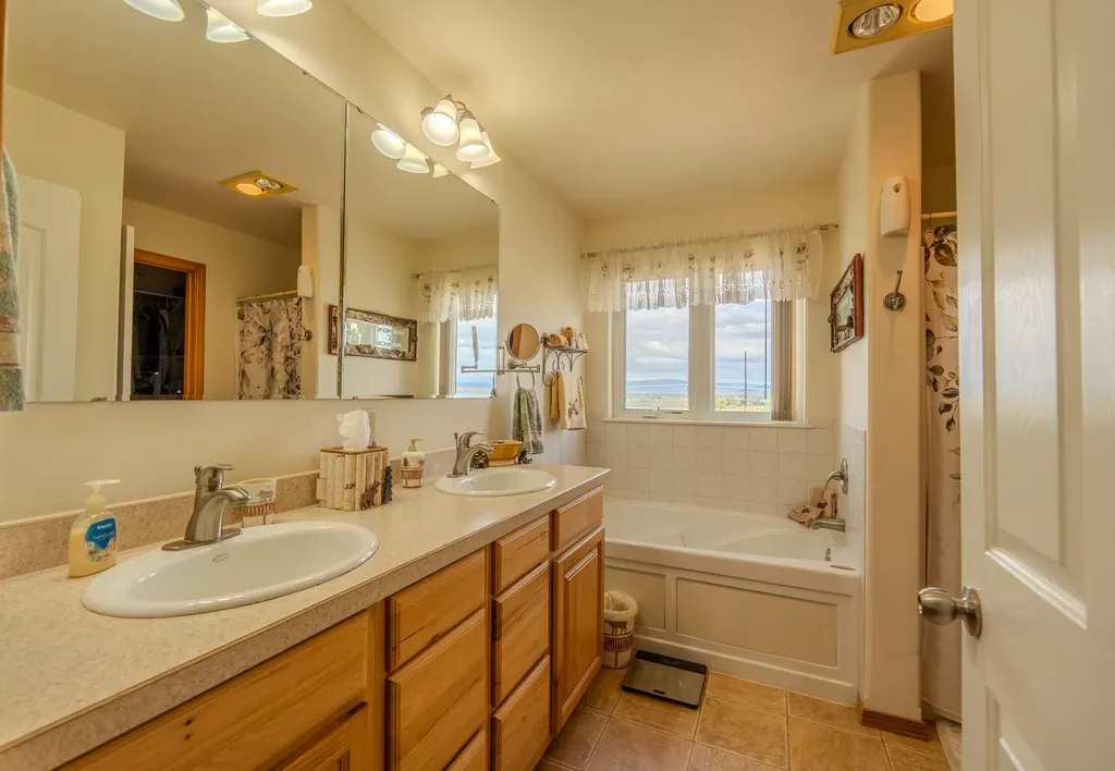 4599 Emerald Ridge Loop Helena MT 59602