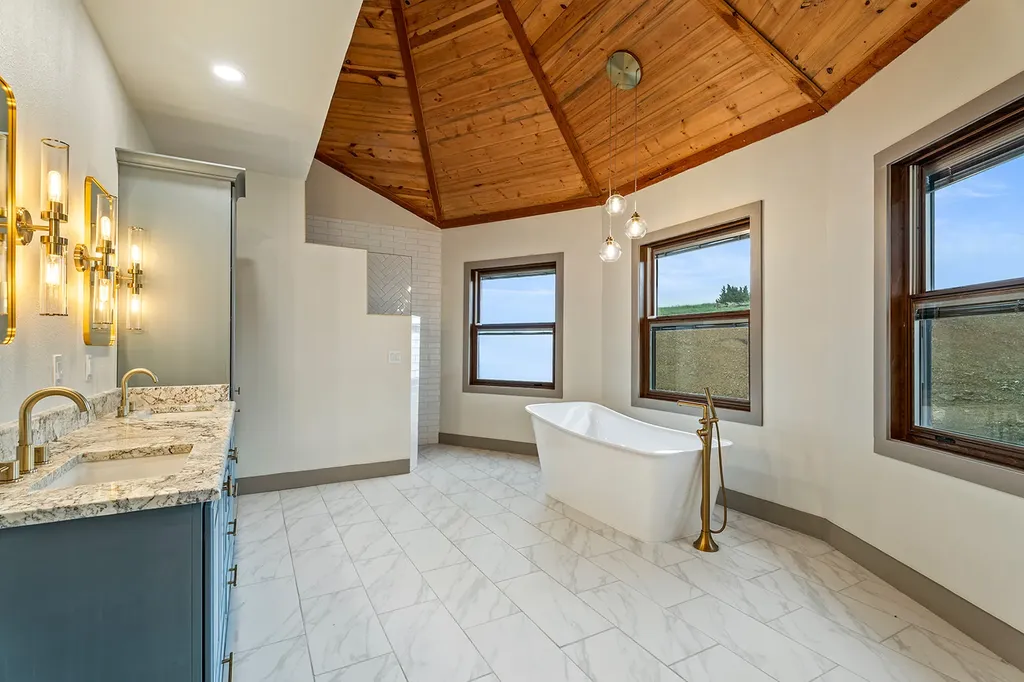 6860 Raven Road Helena MT 59602