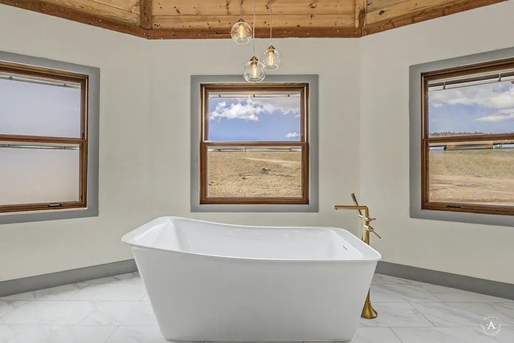 6860 Raven Road Helena MT 59602