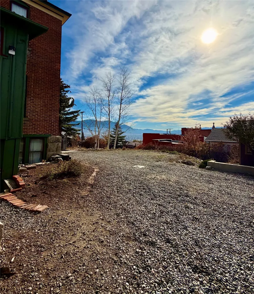 625 N Main Street Butte MT 59701