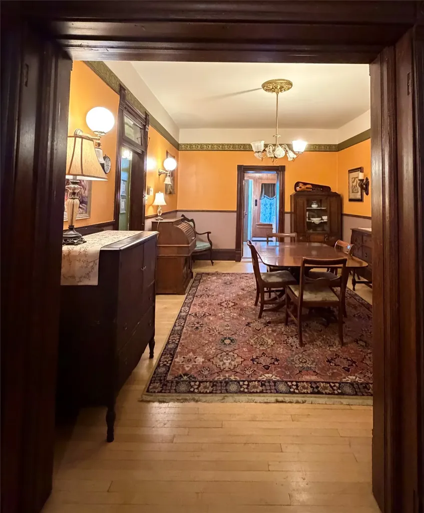 625 N Main Street Butte MT 59701