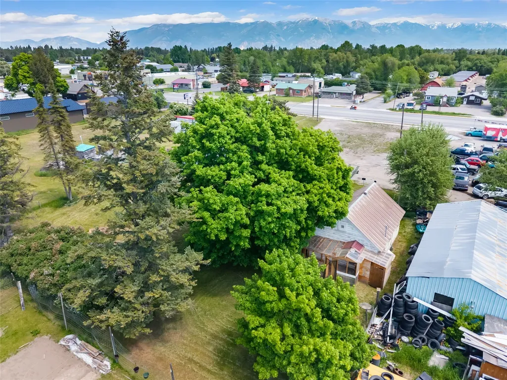 2108 1/2 Us Highway 2 E Kalispell MT 59901