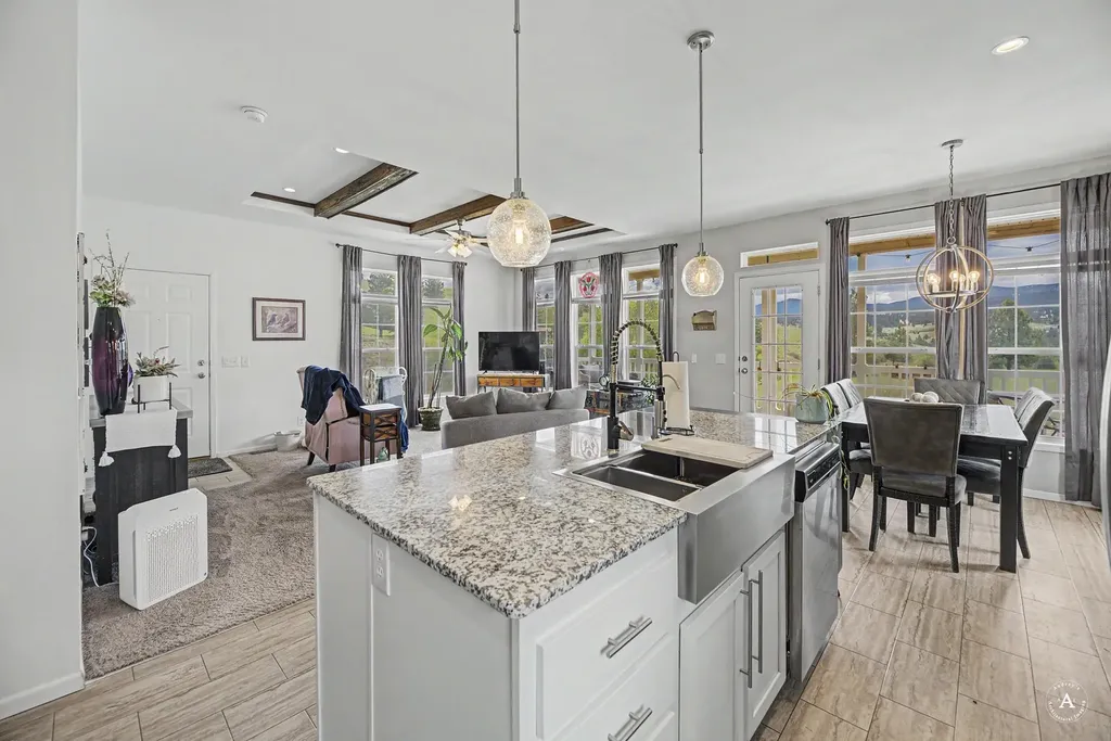 8 Bessler Road Clancy MT 59634
