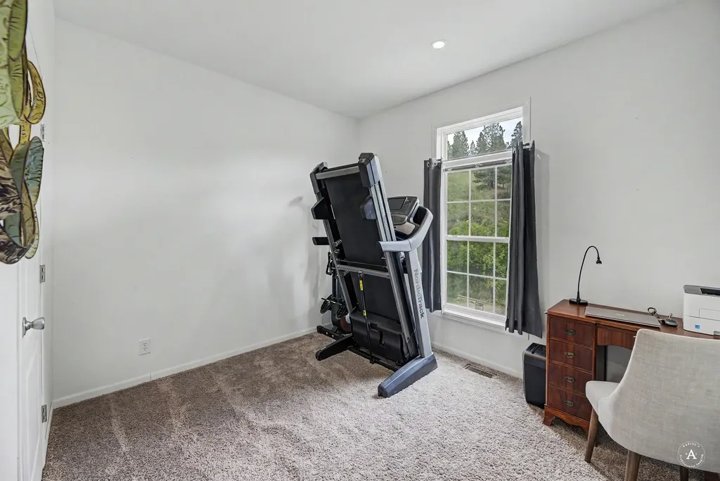 8 Bessler Road Clancy MT 59634