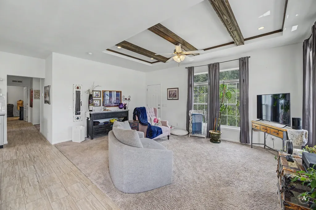 8 Bessler Road Clancy MT 59634