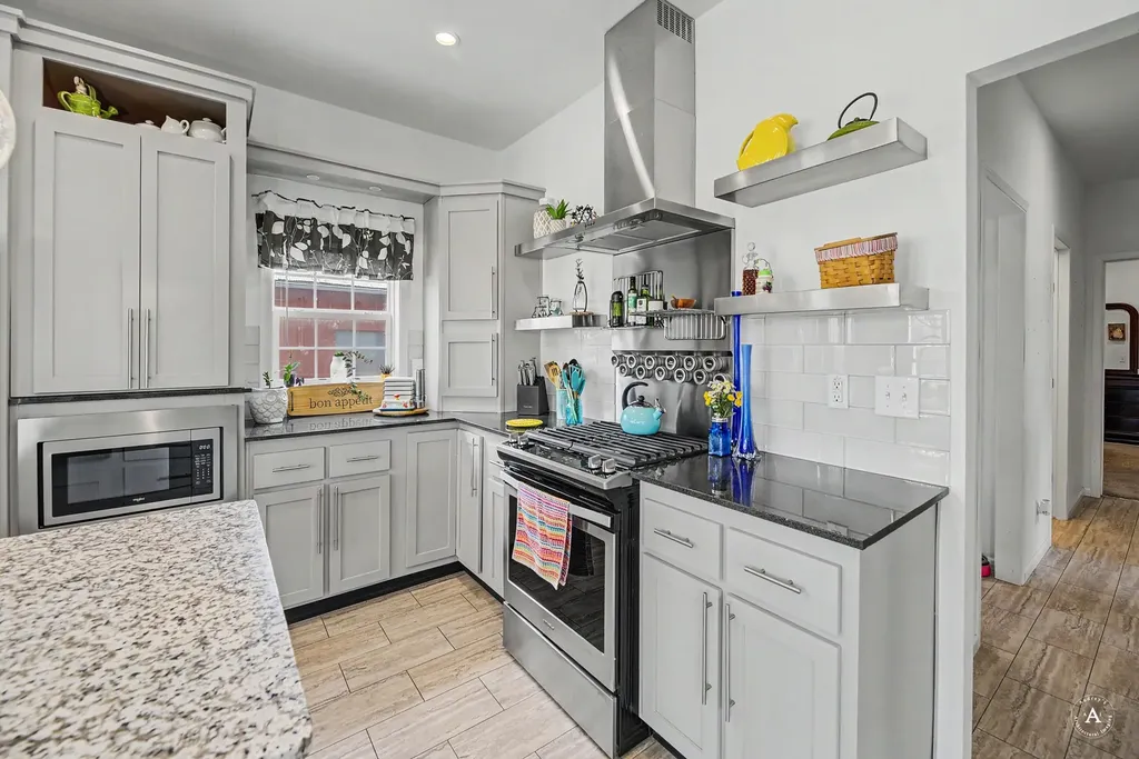 8 Bessler Road Clancy MT 59634