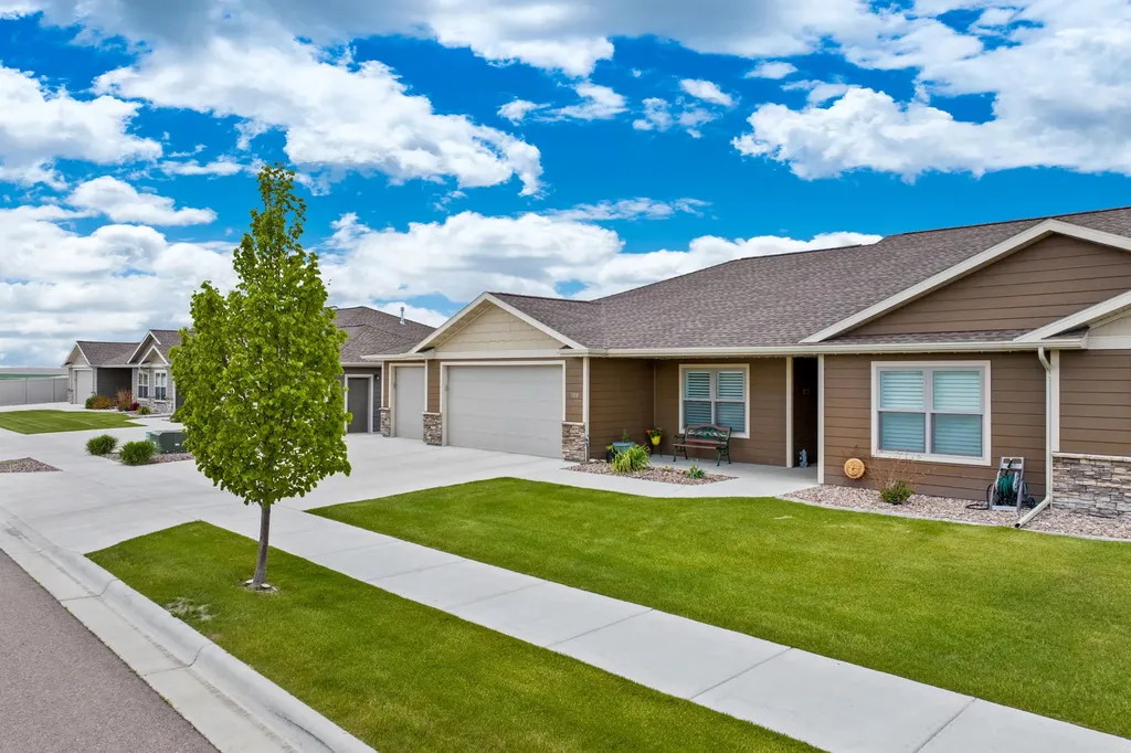 109 Choteau Avenue NE Great Falls MT 59404