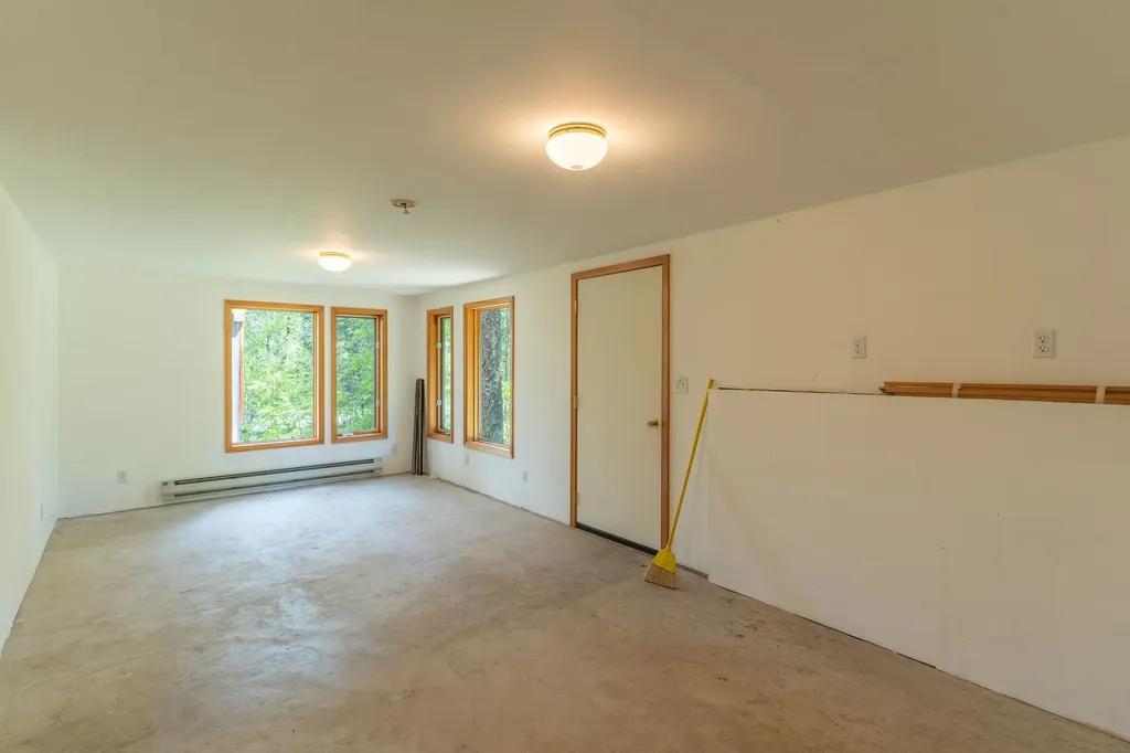 510 Swan Hill Road Bigfork MT 59911