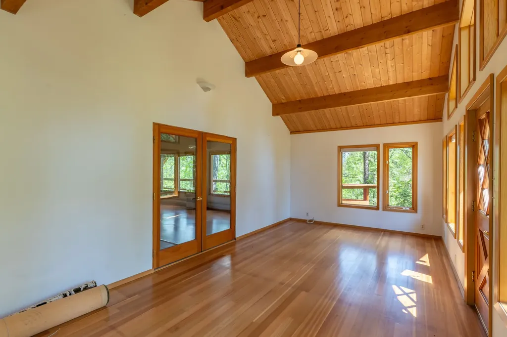 510 Swan Hill Road Bigfork MT 59911