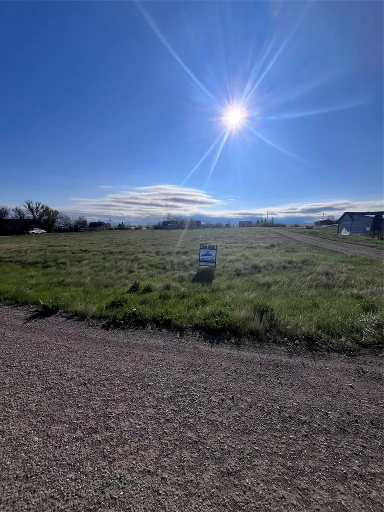 533 Fox Avenue Sweet Grass MT 59484