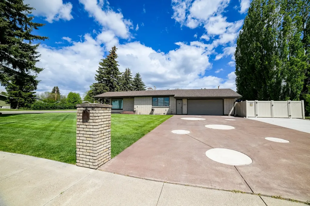 3501 15th Avenue S Great Falls MT 59405