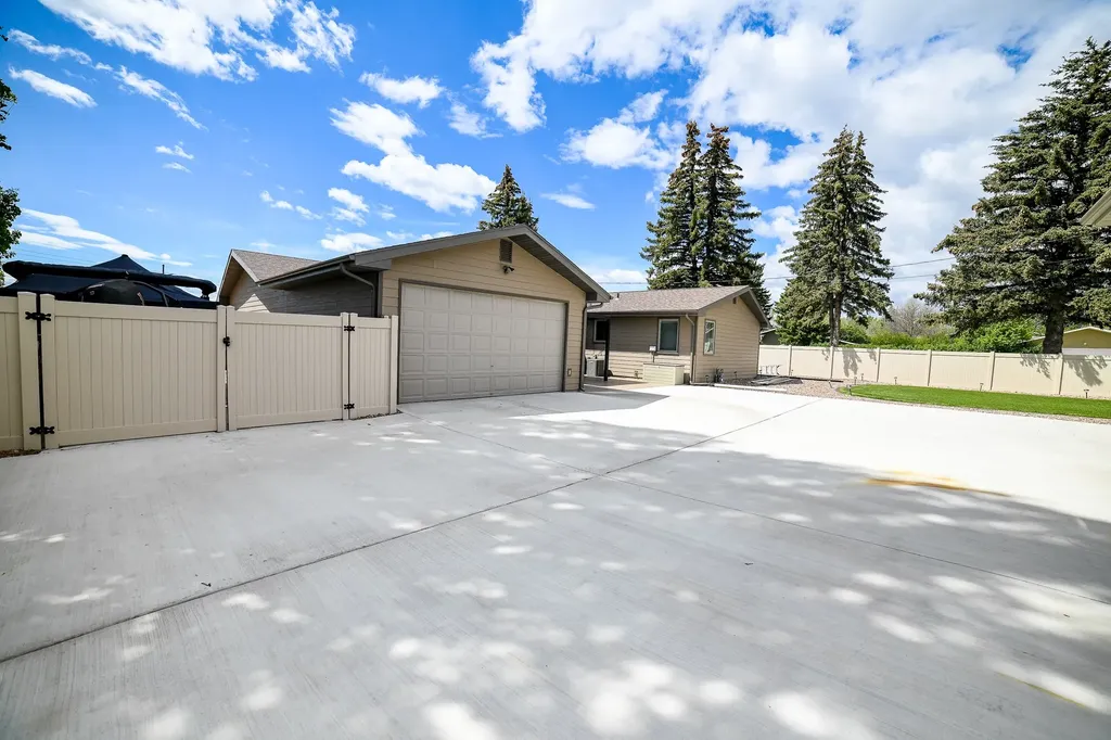 3501 15th Avenue S Great Falls MT 59405