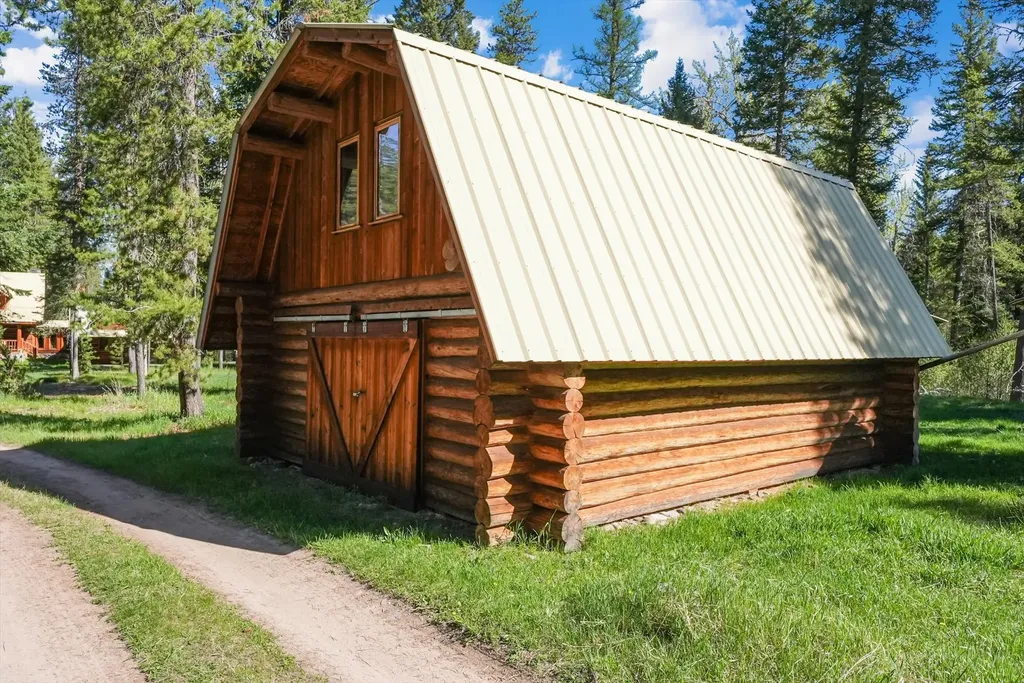 566 Remicks Road Condon MT 59826
