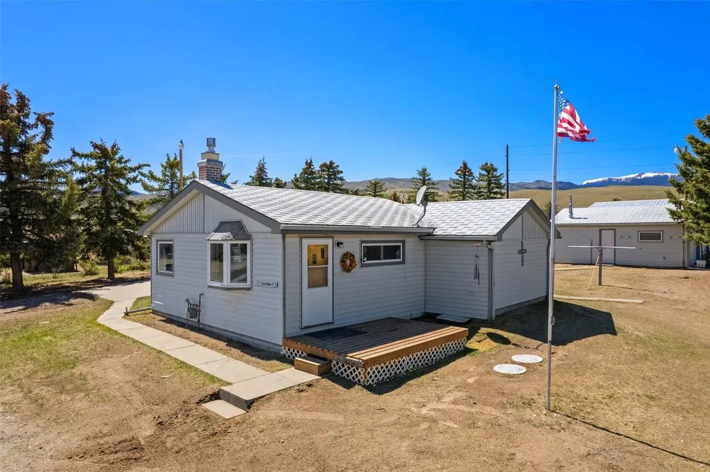 2 Blackman Street Silver Star MT 59751