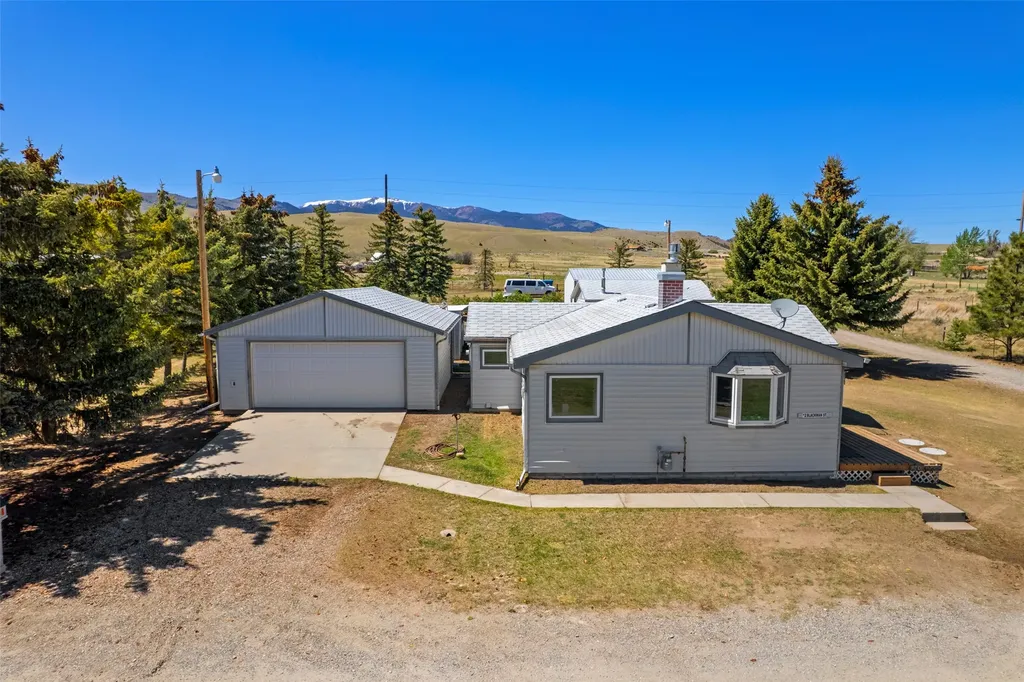 2 Blackman Street Silver Star MT 59751